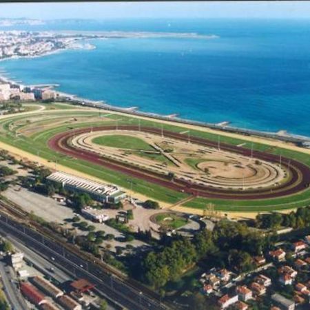 Charmant Studio Proche De Nice A 300M Des Plages Apartment Villeneuve-Loubet Luaran gambar