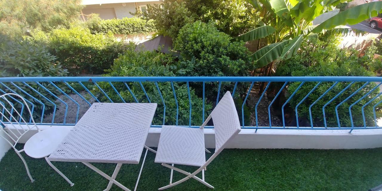Charmant Studio Proche De Nice A 300M Des Plages Apartment Villeneuve-Loubet Luaran gambar